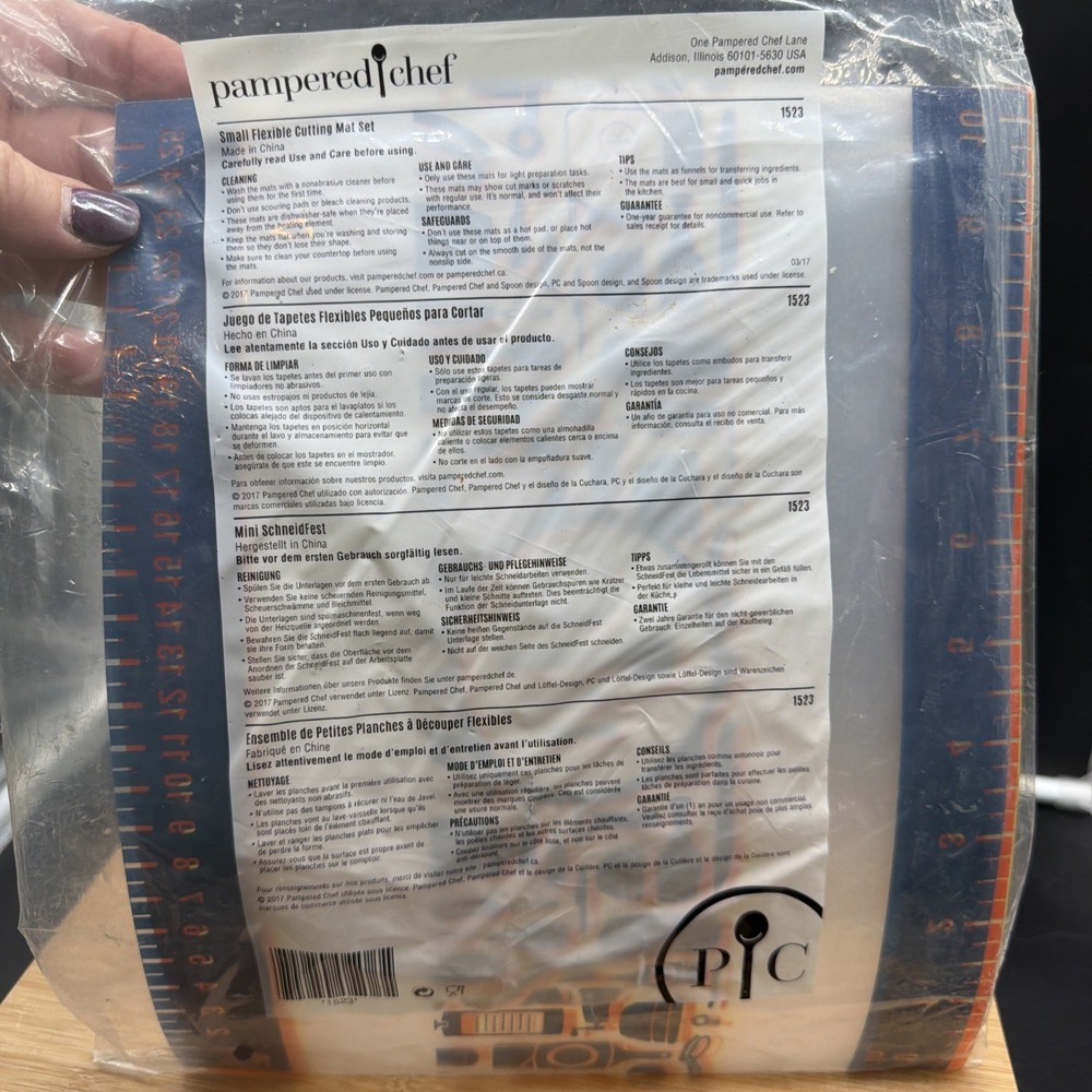 Pampered Chef 1519 Large Flexible Cutting Mats Pack of 3 Blue Orange Yellow New